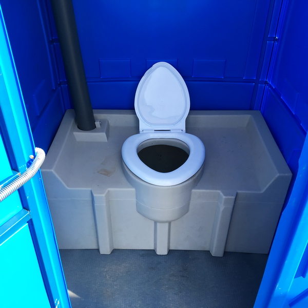 Туалетные кабины и биотуалеты